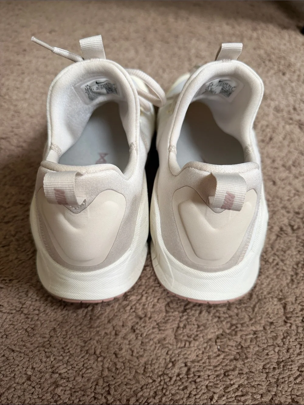 Nike Women’s Free Metcon 6 Training Shoe